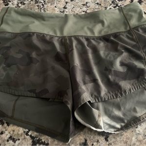 Lululemon speed up shorts. Camo green